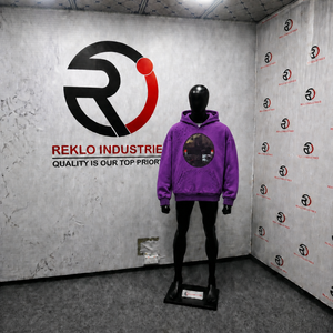 Sudadera Premium Morada para Hombre, Estilo Desgastado, con Gráfico de Cruz, Felpa Gruesa, Estilo Urbano, Informal, para el Campus - Product Image 3
