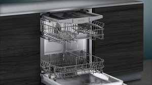 เครื่องล้างจาน Siemens iQ100 รุ่น SN615X03EE แบบติดตั้งในตัวเต็มรูปแบบ สำหรับ 13 ชุดจานชาม - Product Image 3
