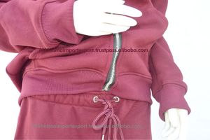 Ensemble sweat-shirt et jogging pour femme, couleur bordeaux, coupe classique, mélange polyester/coton, imprimé animal, imperméable, hiver, marque privée OEM - Product Image 5