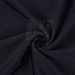 Fitness Wear Breathable Men Seamless <b>Compression</b> <b>Shirts</b> Hot Sale Light Weight Men Seamless <b>Compression</b> <b>Shirts</b> - Product Image 5