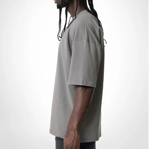 T-shirts oversize de haute qualité à épaules tombantes, en différentes couleurs, best-sellers, style streetwear, imprimés graphiques. - Product Image 4