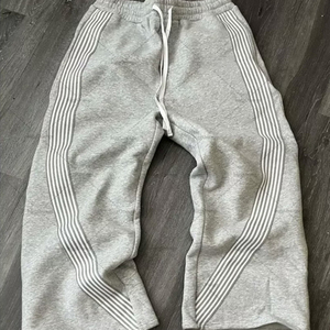 Wholesale 100% Cotton Street Style Baggy Custom Curved Striped Men Wide Leg Oversized Elastic Waist Mid <b>Jogger</b> Sweatpants - Product Image 4