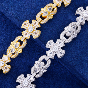 Pulsera de Cadena con Flores de Cristal Chapada en Oro de 18K de Lujo, con Engaste Pavé, Joyería Unisex para Fiestas - Product Image 1