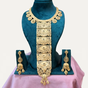 MOLL JEWELLERS Conjunto de Joyas de Oro Laminado de 24k con Diseño Floral de Pétalos Grandes, Collar, Pendientes y Anillo de Circones para Boda - Product Image 1