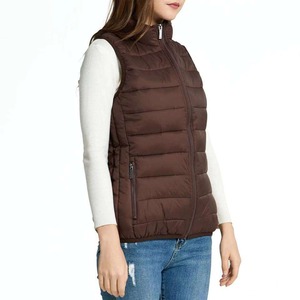Chaleco Acolchado para Mujer, Diseño Premium, Protección Contra el Viento, Color Único, Fabricante al por Mayor - Product Image 5