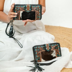 Cartera tallada a mano de nuevo diseñador, cartera de mano con estilo de cuero genuino para el cabello en la cartera de piel de vaca, carteras de pulsera de cuero occidental - Product Image 1