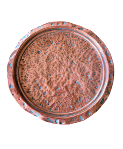 Assiette de présentation en cuivre pour décoration de table de mariage de luxe, rehaussant la présentation des repas avec une élégance intemporelle. - Product Image 2