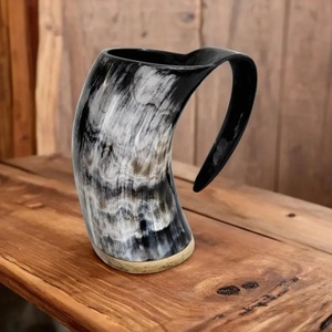 Jarra Ecológica de Cuerno de Búfalo Hecha a Mano, Taza para Beber, Regalo de Bar Vikingo - Product Image 2