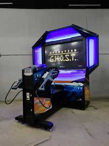 Borne d'arcade officielle GHOST Deluxe à monnayeur, pour 2 joueurs, avec simulateur de combat à pistolets tactiques - Product Image 2