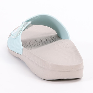ATTA light green adjustable waterproof outdoor <b>slippers</b> <b>with</b> arch <b>support</b>, suitable for all seasons and outdoor casual wear. - Product Image 3