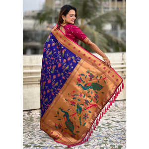 Sari en soie Paithani violet, tissé avec des fils de zari, robe de soirée élégante - Product Image 3