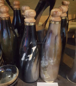 Corne à boire Viking élégante personnalisable corne de buffle sculptée polie avec gravure élégante décoration de bière artisanale naturelle - Product Image 3