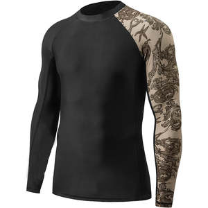 Rashguard BJJ MMA personnalisé avec logo OEM, sublimé, respirant, en spandex/polyester, manches courtes, compression, unisexe, pour la gym - Product Image 2