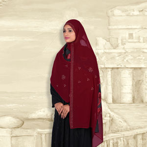 Hiyab Modesto Georgette con Detalle de Diamantes en Terciopelo, Elegante Pañuelo Islámico para la Cabeza, Prenda Premium para Oración para Mujeres - Product Image 5