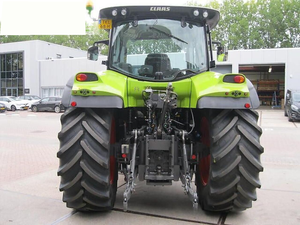 Tracteur agricole Claas Arion 620 - Product Image 2