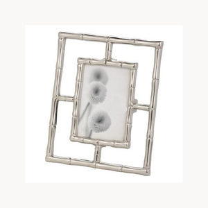 Marco de Fotos Metálico de Lujo, Decoración Moderna para el Hogar, Personalizable, Nuevo, Elegante Soporte para Exhibición de Imágenes, Diseño con Estilo - Product Image 2