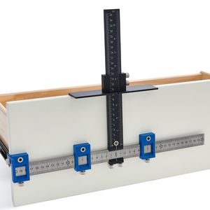 Punzonatrice regolabile per ferramenta da mobile, 60mm, in ferro, per maniglie in acciaio inossidabile e fori temporanei in lega di alluminio - Product Image 1