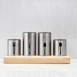 Portautensilios cilíndrico de cuatro compartimentos con base de madera, perfecto para oficina, cafetería y organizador de mesa de comedor formal, de la India. - Product Image 5