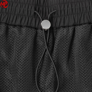 Pantalones Cortos Deportivos Transpirables para Hombre, Negros, para Entrenamiento Atlético, con Bolsillos, Cordón Ajustable, Cintura Alta, Logotipo Personalizado - Product Image 5