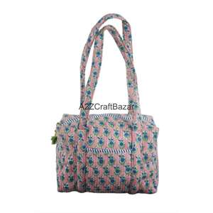 Bolsa de Viaje Acolchada de Algodón Orgánico Hecha a Mano con Dos Asas, Estilo Vintage, Cierre de Cremallera, para la Playa o Compras - Product Image 1