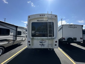 Used 2012 Keystone M-o-n-t-a-n-a 3400RL - Product Image 3