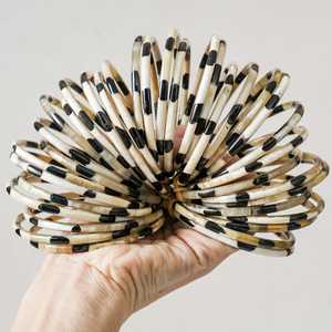 กำไลเขาควายขัดเงาธรรมชาติสร้อยข้อมือโบโฮนำโชคสไตล์สัตว์ของขวัญที่เป็นมิตรกับสิ่งแวดล้อม - Product Image 1