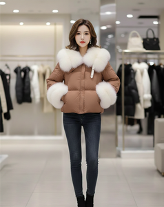 เสื้อแจ็คเก็ตผู้หญิงแบบมีฮู้ดบุขนหนานุ่ม  ผ้าฝ้ายถัก  แบบสองด้าน  รักษ์โลก  กันน้ำ  สำหรับฤดูหนาว - Product Image 5