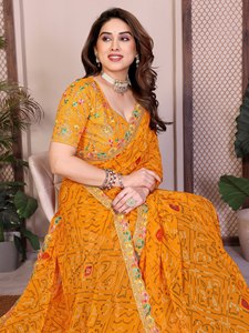 Dupatta Amarillo Fendy de NiMa Creations, Chifón con Bordado Floral, Secado Rápido, Estilo Tradicional Indio-Pakistaní para Bodas, para Mujeres Adultas - Product Image 2