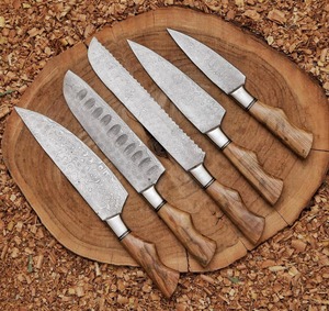 Ensemble de couteaux de chef en acier Damas, manche en bois, 6-7,9 pouces, étui en cuir, lame forgée, utilisation ambidextre en cuisine, finition satinée faite à la main - Product Image 2
