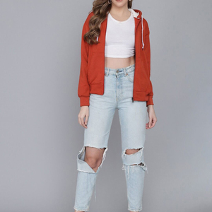 เสื้อฮู้ดผู้หญิง OEM ผลิตจากผ้าเนื้อนุ่ม สวมใส่สบาย ทนทาน ขายส่ง - Product Image 2