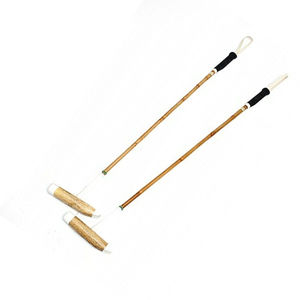 Palo de polo listo para torneos con un fuerte bastón de caña y un bloque de madera pulida, diseñado para golpear con precisión y un uso suave. - Product Image 3