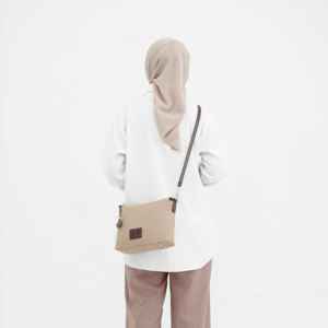 กระเป๋าไนลอนน้ำหนักเบาพร้อมสายปรับได้ ดีไซน์เรียบง่ายหรูหรา ความจุขนาดใหญ่ ซิปกันน้ำ ปิดด้วยเชือกรูด - Product Image 6