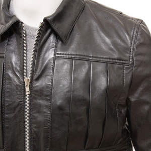 เสื้อแจ็คเก็ตหนังเทียมสไตล์ลำลองน้ำหนักเบา ดีไซน์พรีเมียม เหมาะสำหรับใส่ในเมือง กันน้ำ เป็นมิตรกับสิ่งแวดล้อม เสื้อคลุมฤดูหนาวพร้อมโลโก้ด้านหน้า - Product Image 5