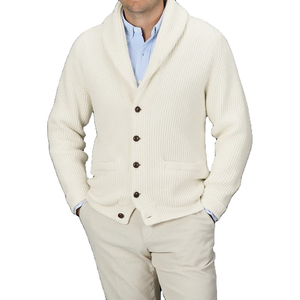 Cárdigan corto con cuello en V, ligero, suave y elegante, de calidad premium. - Product Image 1