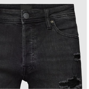 Shorts en jean amples pour hommes, tendance et personnalisés, durables, légers et idéaux pour les sorties décontractées et les journées relaxantes. - Product Image 3