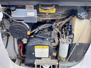 Cargadora Compacta Bobcat T66 Usada en Buen Estado, Equipo Pesado para Movimiento de Tierras, Envío a Todo el Mundo - Product Image 4