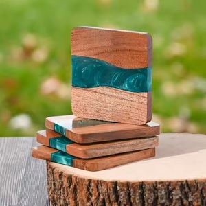 Meilleur ensemble de sous-verres en bois et résine au design unique, sous-verres en résine époxy, tapis et supports pour la table à manger, à prix de gros avantageux - Product Image 6