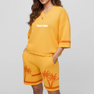 Nouvel ensemble deux pièces tricoté jaune pour femme 2026 – Haut à col en V et manches courtes & short imprimé palmiers – Coupe décontractée pour printemps-été - Product Image 6