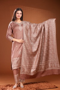 Embroidered Reversible Moisture-Wicking Traditional Winter Wool Salwar Kameez Set Heavy Dupatta Women <b>Wedding</b>/Party Formal Wear - Product Image 3