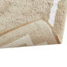 Alfombra de baño beige de diseño griego, suave y felpuda, con elegante borde blanco, absorbente, ideal para el baño. - Product Image 2
