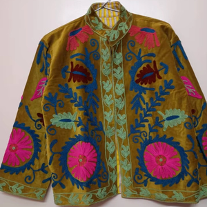 Veste bohème, veste brodée à la main, veste en velours Suzani, veste de style bohème, mode d'hiver, cadeau fait main - Product Image 1