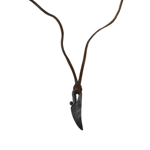 Collar con colgante de tubo ranurado de hierro forjado a medida, acabado en hierro oscuro natural, pedido al por mayor para compradores globales - Product Image 4