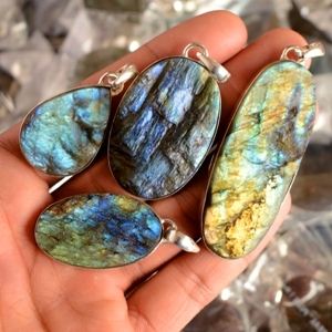 Pendentif en labradorite drusy le plus vendu, vente en gros de pendentifs pour bijoux de mariage avec breloque en pierre de labradorite - Product Image 4