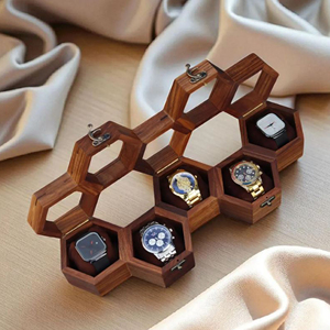 Caja de Madera para Relojes con Acabado Clásico de Madera, Almacenamiento de Relojes de Madera para Colecciones de Lujo por AYAANS - Product Image 6