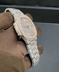 นาฬิกาข้อมือ Shreeji Jewels รุ่นหรูหรา สองสี หน้าปัดประดับเพชร VVS Moissanite ระบบอัตโนมัติ GPS คุณภาพสูง สายสแตนเลส สตีล แสดงผลแบบอนาล็อก กันน้ำ 3BAR สำหรับทั้งชายและหญิง - Product Image 4