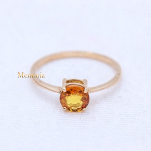 แหวนหมั้นเพชรพลอยแซฟไฟร์สีเหลืองทรงกลมธรรมชาติ ทองคำแท้ 9K ขายส่ง เครื่องประดับชั้นดี - Product Image 1