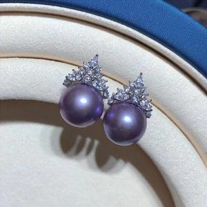 Boucles d'oreilles clous en perles d'eau douce blanches rondes de 6 à 7 mm pour femmes, lumière intense et presque sans défaut, mode simple avec un nœud élégant - Product Image 3