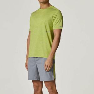 Ensemble de sport décontracté respirant pour l'été, vêtements de course à pied, jogging, ensemble athlétique, t-shirt de compression pour homme, shorts tricotés à séchage rapide pour l'entraînement - Product Image 1