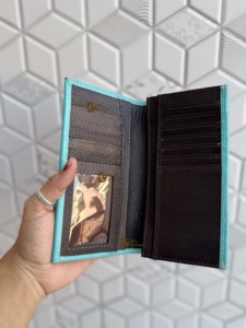 Cartera Larga de Cuero Genuino para Hombre, Hecha a Mano con Grabado, Elegante Color Turquesa, Porta Dinero, Regalo para Él - Product Image 5