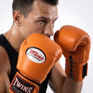 Martial Arts Training Heavy Bag Gloves Professional Kickboxing Sparring Leather Adjustable Wrist <b>Strap</b> Hook Loop Boxing Gloves - Product Image 3